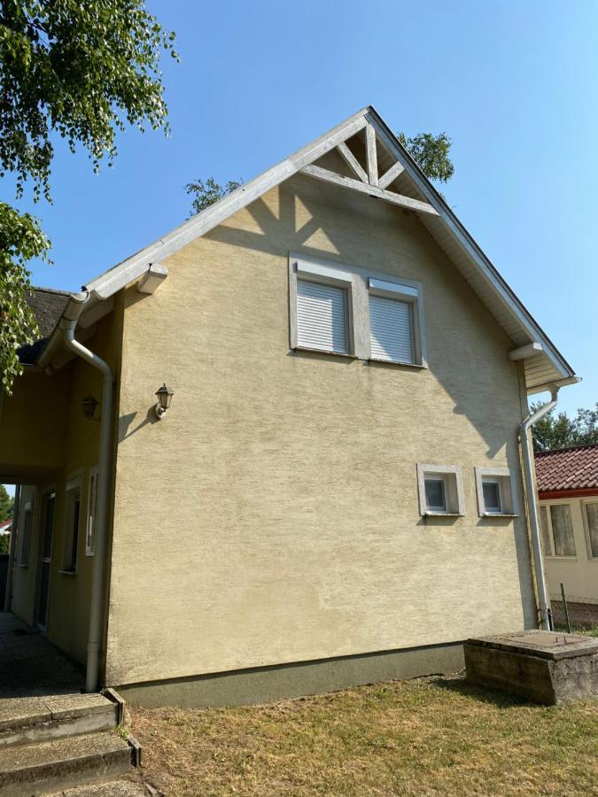 Toparti Vendeghaz - Lipot, Magyarorszag Buitenkant foto
